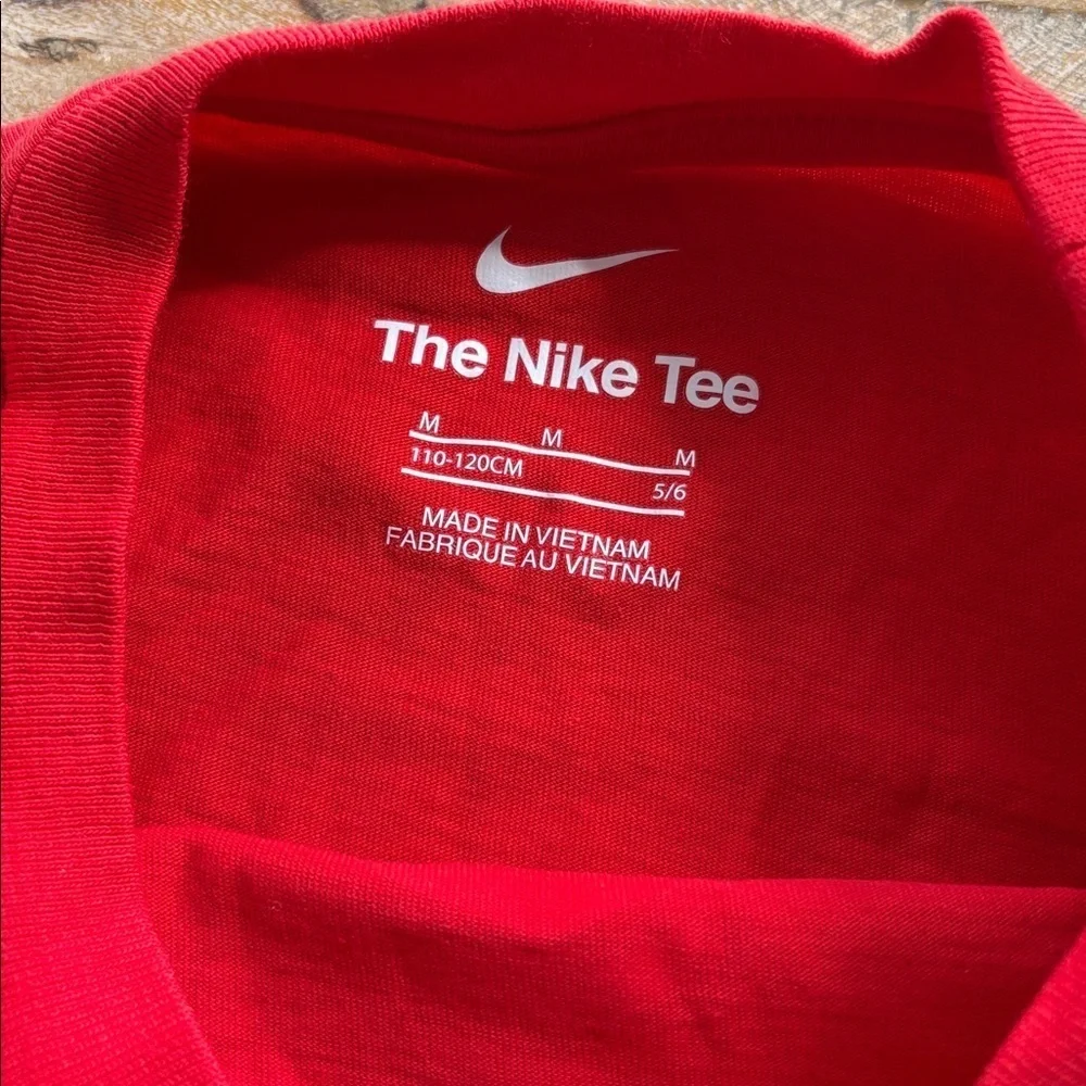 NWOT Nike Kids Kansas City Chiefs Tee M(5/6)